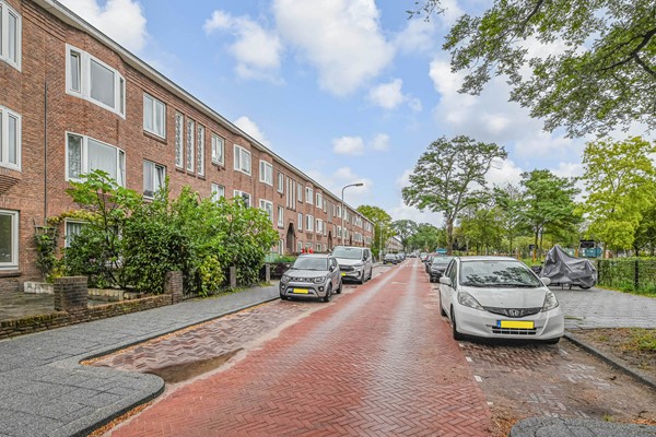 Medium property photo - Drebbelstraat 247, 2522 DB Den Haag